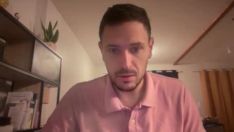 fraisetagada359 online show from November 9, 2025, 6:12 am