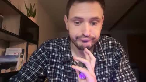 fraisetagada359 online show from November 15, 2025, 8:11 am