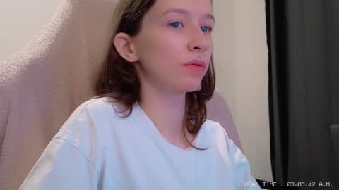 Snapshot of fran_bow chatting on December 26, 2024, 12:03 am fran_bow online show from December 26, 2024, 12:03 am
