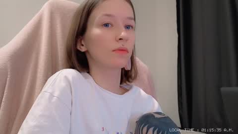 Snapshot of fran_bow chatting on December 26, 2024, 10:20 pm fran_bow online show from December 26, 2024, 10:20 pm