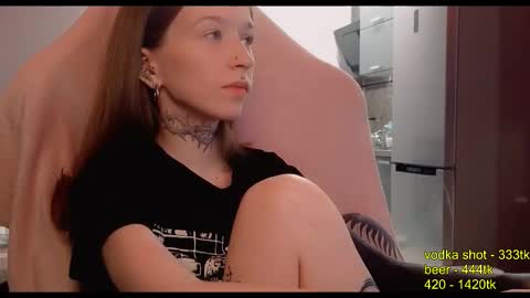 Snapshot of fran_bow chatting on October 9, 2025, 8:01 am fran_bow online show from October 9, 2025, 8:01 am