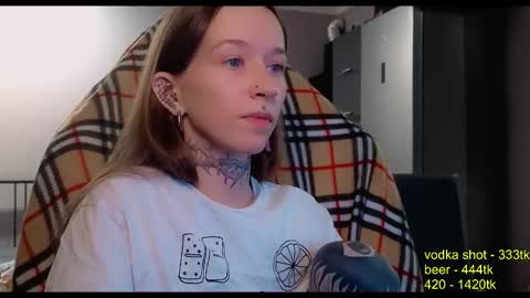 Snapshot of fran_bow chatting on October 16, 2025, 6:03 am fran_bow online show from October 16, 2025, 6:03 am