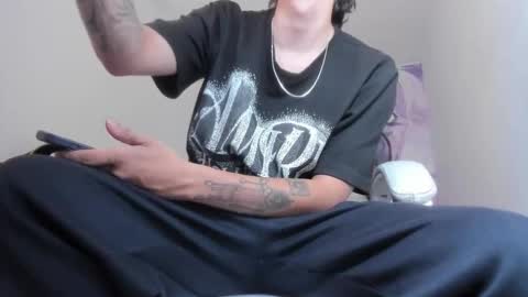 Snapshot of fran_boy_ chatting on March 10, 2026, 4:06 am Fran online show from March 10, 2026, 4:06 am