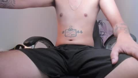 Snapshot of fran_boy_ chatting on March 11, 2026, 4:18 am Fran online show from March 11, 2026, 4:18 am