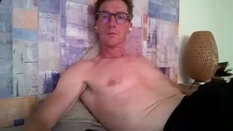 Snapshot of francelibre59 chatting on July 23, 2026, 12:47 pm Alex online show from July 23, 2026, 12:47 pm