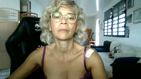 francelune online show from February 1, 2025, 1:41 pm