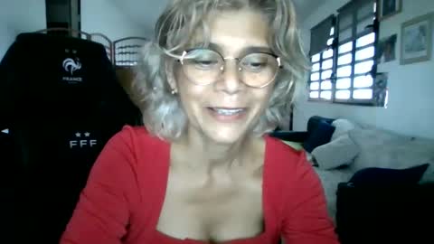 francelune online show from February 2, 2025, 12:24 pm