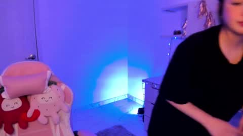 Snapshot of francesca_7 chatting on December 21, 2024, 7:16 pm francesca_7 online show from December 21, 2024, 7:16 pm