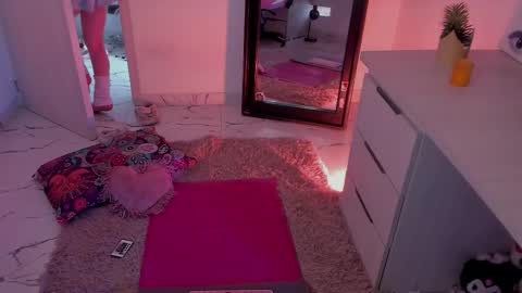 Snapshot of francesca_7 chatting on March 10, 2025, 4:57 pm francesca_7 online show from March 10, 2025, 4:57 pm