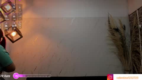 Snapshot of francesca_bbw chatting on December 21, 2024, 9:23 am online show from December 21, 2024, 9:23 am