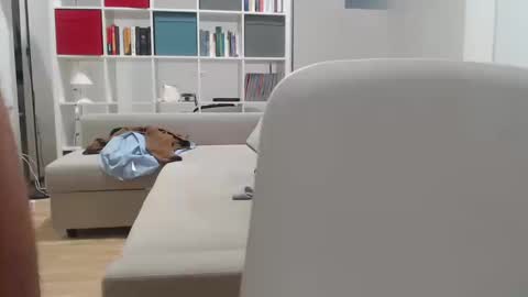 francescosal online show from September 22, 2025, 7:05 pm