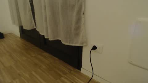 francescosal online show from September 27, 2025, 6:35 pm