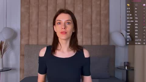 Frances online show from October 14, 2025, 5:41 am