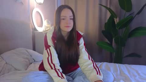 Marybrown eye Katy gray eye online show from February 25, 2026, 7:51 am