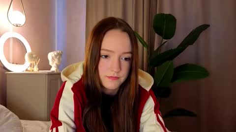 Marybrown eye Katy gray eye online show from March 1, 2026, 8:38 am