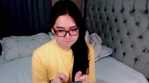 LOVE online show from February 28, 2025, 10:39 pm