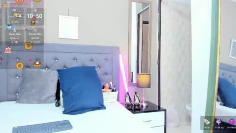 Victoria Franchesca  online show from May 14, 2026, 9:32 pm