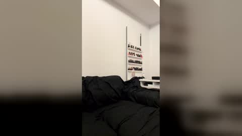 franci987559 online show from March 29, 2026, 11:05 pm