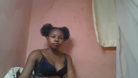 Snapshot of franciefrancie chatting on March 11, 2025, 2:29 pm francilla online show from March 11, 2025, 2:29 pm