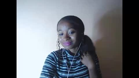 francine925426 online show from November 10, 2025, 4:39 pm