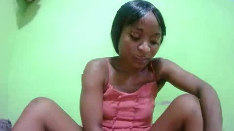 Snapshot of francine925426 chatting on February 18, 2026, 1:51 pm francine925426 online show from February 18, 2026, 1:51 pm