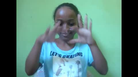 Snapshot of francine925426 chatting on February 21, 2026, 11:00 am francine925426 online show from February 21, 2026, 11:00 am