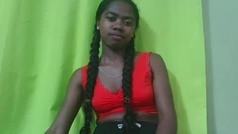 Snapshot of francinealdy chatting on September 22, 2025, 8:11 pm francinealdy online show from September 22, 2025, 8:11 pm