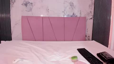 Laura online show from March 28, 2026, 8:30 pm