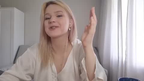 Snapshot of franciscoblanca chatting on July 3, 2026, 10:54 am Bloum online show from July 3, 2026, 10:54 am