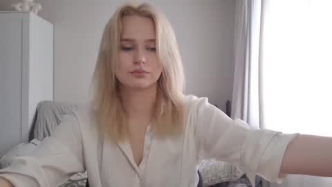 Snapshot of franciscoblanca chatting on July 11, 2026, 1:25 pm Bloum online show from July 11, 2026, 1:25 pm