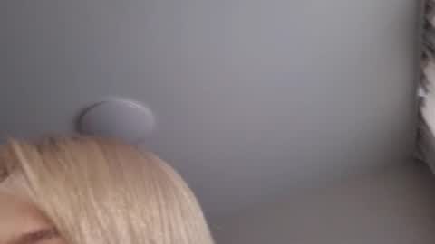 Snapshot of franciscoblanca chatting on July 25, 2026, 12:25 pm Bloum online show from July 25, 2026, 12:25 pm