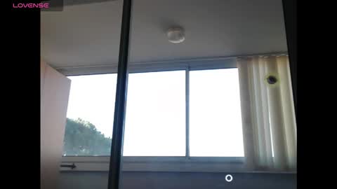 yogapants online show from January 7, 2026, 11:45 am