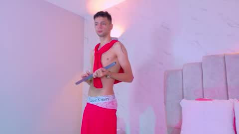 Snapshot of franco_boys chatting on October 29, 2025, 8:32 pm Franco online show from October 29, 2025, 8:32 pm