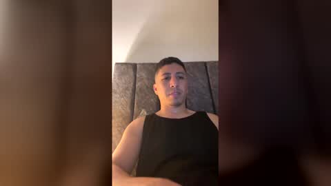 Snapshot of francopizano chatting on April 4, 2026, 1:04 am Francum online show from April 4, 2026, 1:04 am