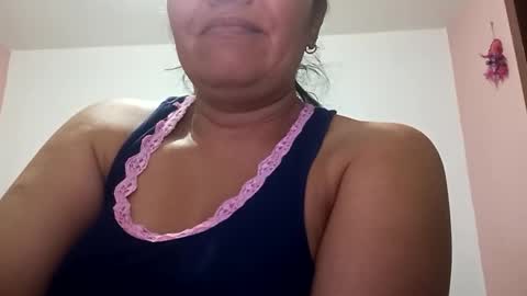 Snapshot of francy_froz chatting on January 26, 2025, 2:35 am francy froz online show from January 26, 2025, 2:35 am