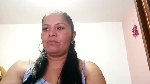Snapshot of francy_froz chatting on February 21, 2025, 1:33 am francy froz online show from February 21, 2025, 1:33 am