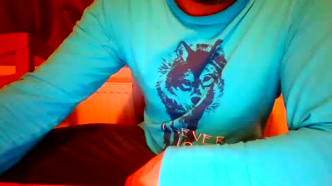 Snapshot of frank84848 chatting on February 19, 2025, 8:52 pm Frank online show from February 19, 2025, 8:52 pm