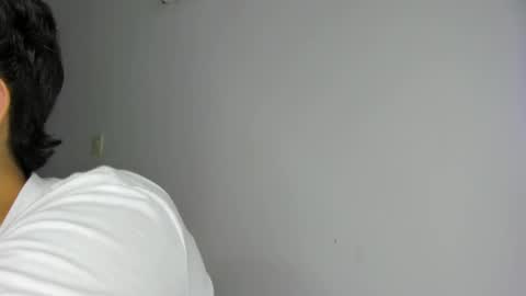 Castiglioni online show from February 28, 2025, 10:50 pm