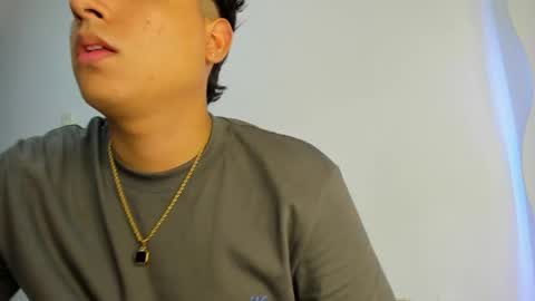 Castiglioni online show from March 1, 2025, 2:02 pm