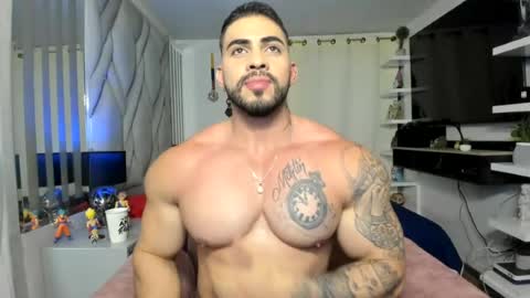 frank_foxx1 online show from July 9, 2026, 5:11 am