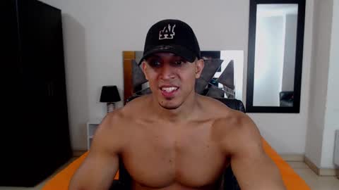 Snapshot of frank_heaven_shore chatting on September 19, 2025, 5:13 pm Frank online show from September 19, 2025, 5:13 pm