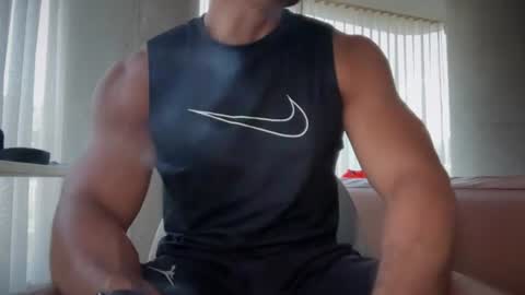 Snapshot of frank_heaven_shore chatting on July 29, 2026, 10:30 pm Frank online show from July 29, 2026, 10:30 pm