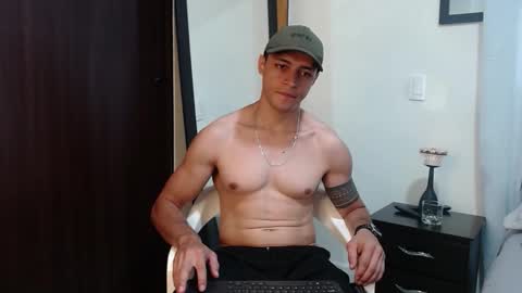 Snapshot of frank_millers chatting on February 13, 2026, 4:36 pm Frank online show from February 13, 2026, 4:36 pm