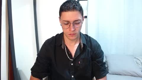 Snapshot of frank_millers chatting on February 17, 2026, 10:56 am Frank online show from February 17, 2026, 10:56 am