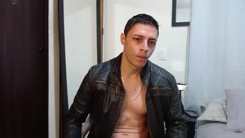 Snapshot of frank_millers chatting on February 18, 2026, 11:06 am Frank online show from February 18, 2026, 11:06 am