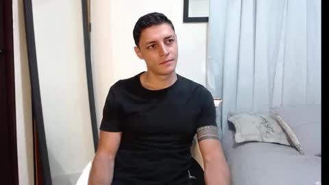 Snapshot of frank_millers chatting on March 13, 2026, 10:16 pm Frank online show from March 13, 2026, 10:16 pm