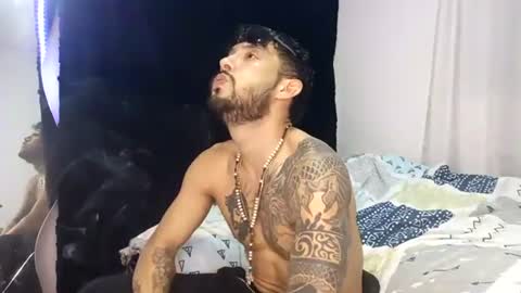 frankdanielsmolano online show from July 16, 2026, 4:29 am