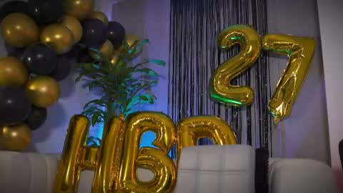 Frank Farrell. Hey remember to give me a thumbs up Ty online show from April 11, 2026, 11:20 pm