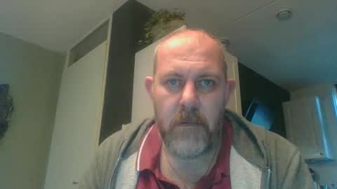 frankh12345 online show from February 6, 2025, 8:18 am