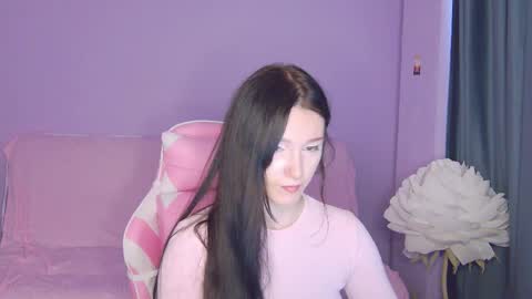 nora online show from September 15, 2025, 2:22 am